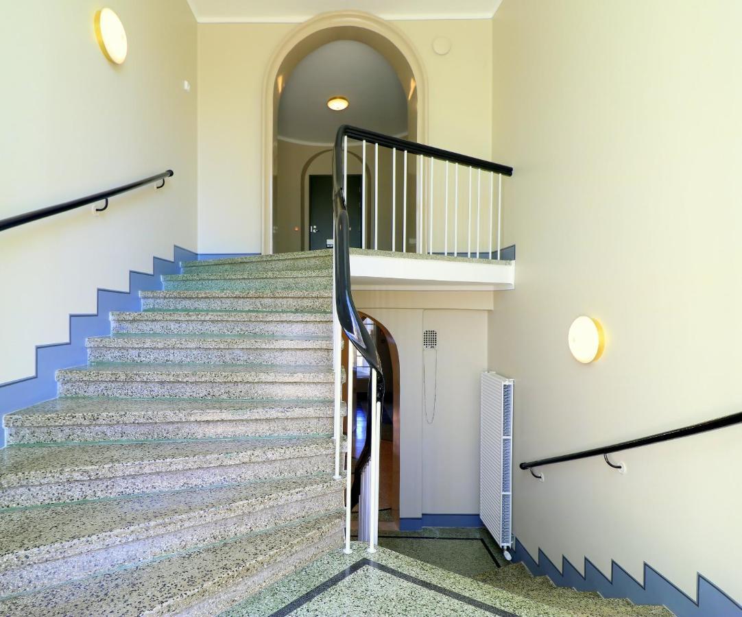 Forenom Serviced Apartments Helsinki Toeoeloe Exterior photo