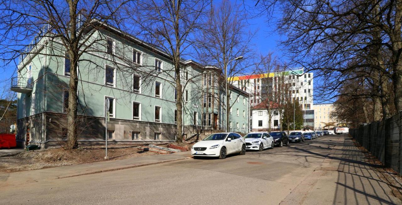 Forenom Serviced Apartments Helsinki Toeoeloe Exterior photo