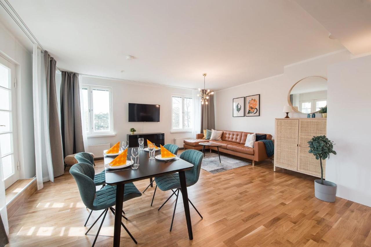 Forenom Serviced Apartments Helsinki Toeoeloe Exterior photo