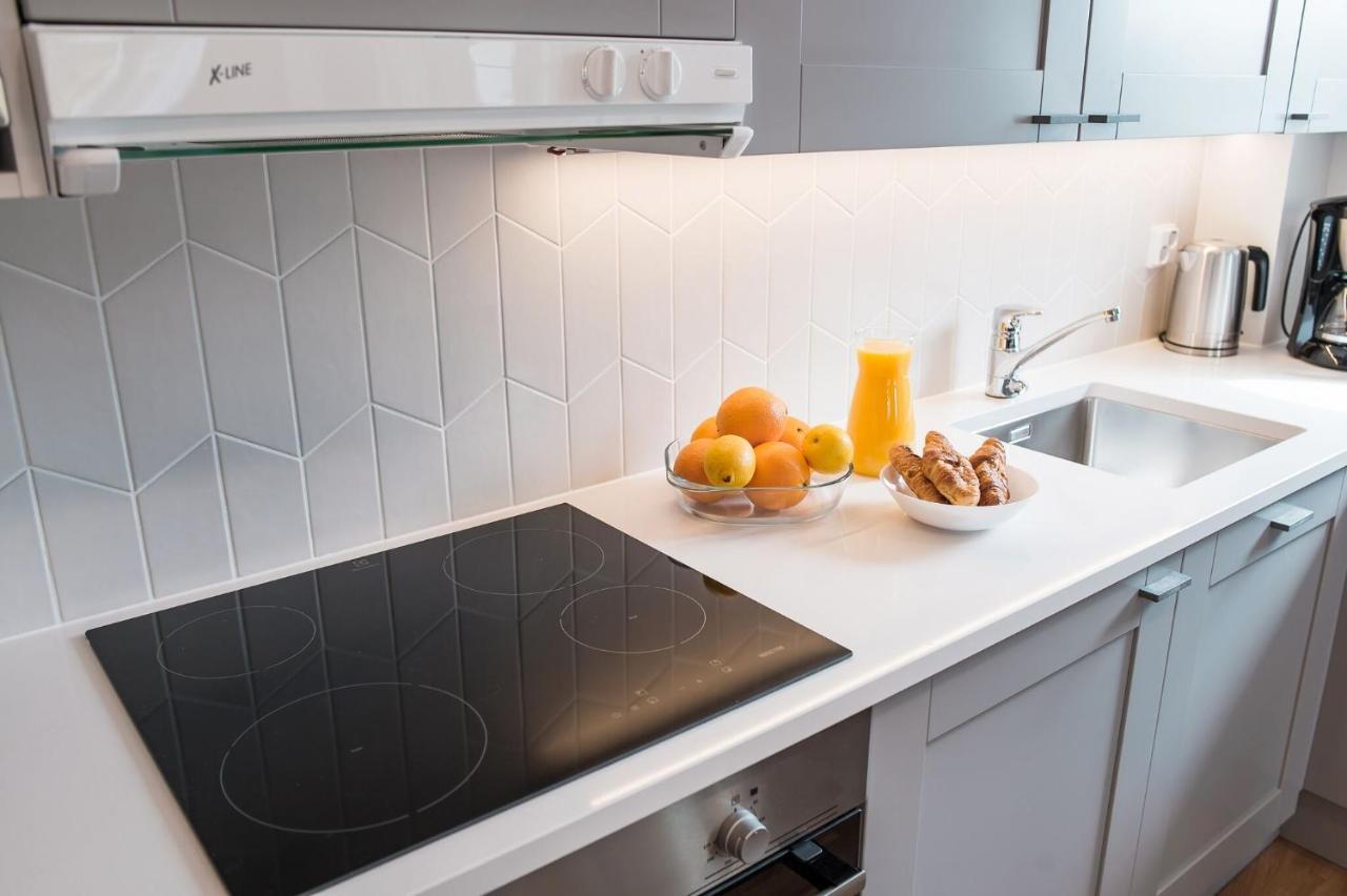 Forenom Serviced Apartments Helsinki Toeoeloe Exterior photo