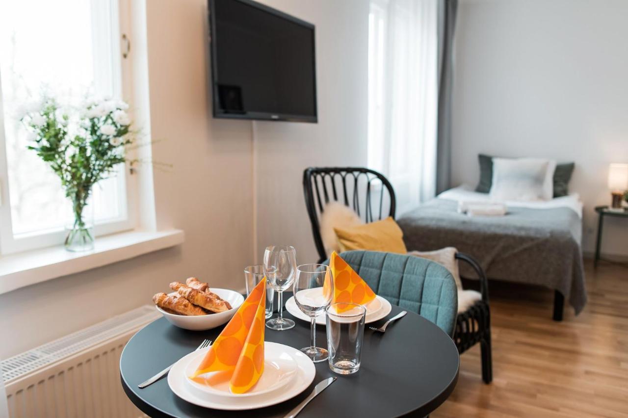 Forenom Serviced Apartments Helsinki Toeoeloe Exterior photo
